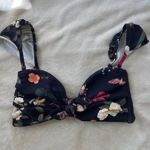 Montce Swimwear Bikini top